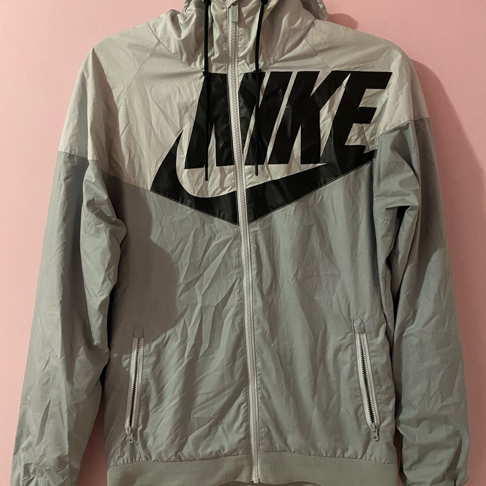 Men’s Nike windbreaker
